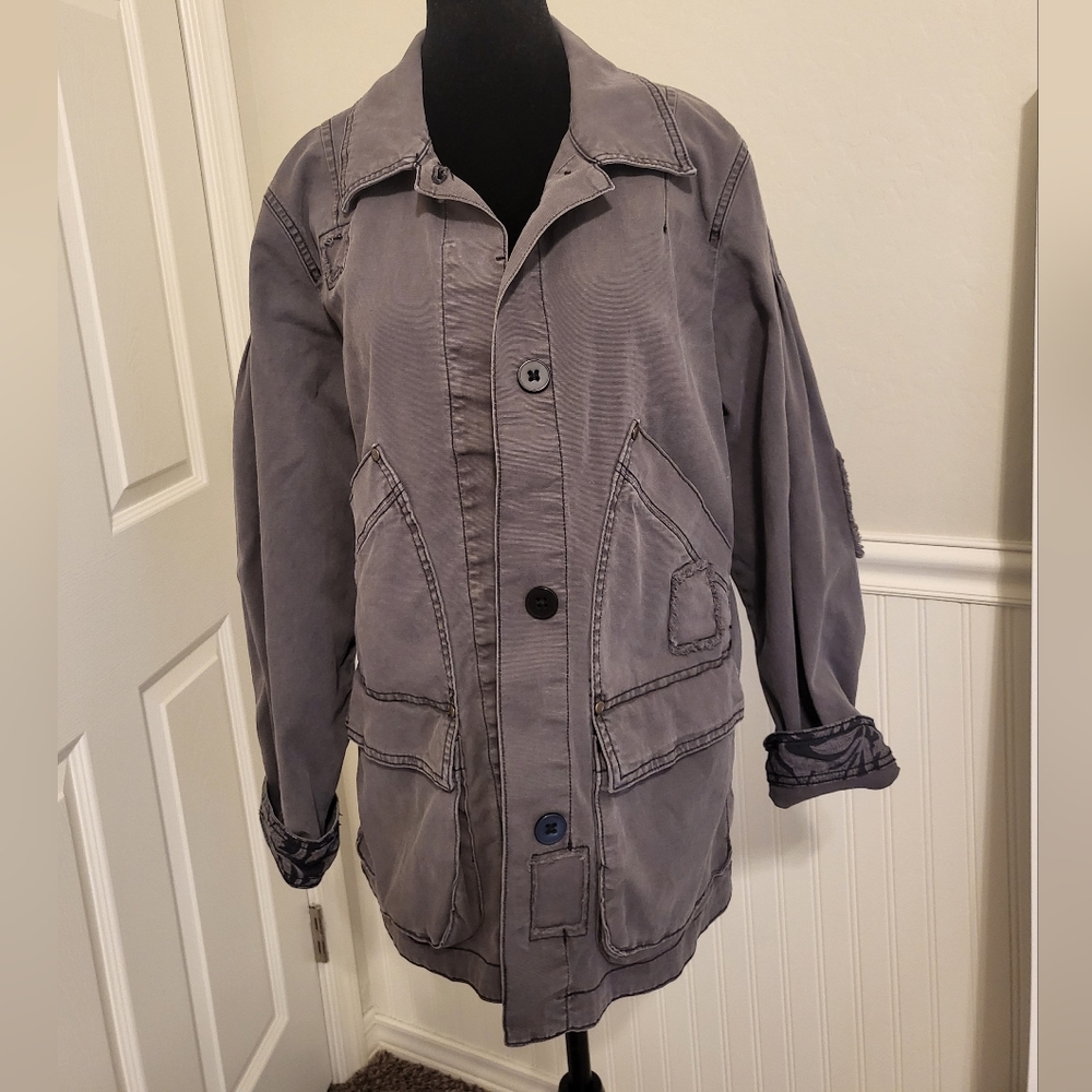 Jacket - Picture 2 of 3